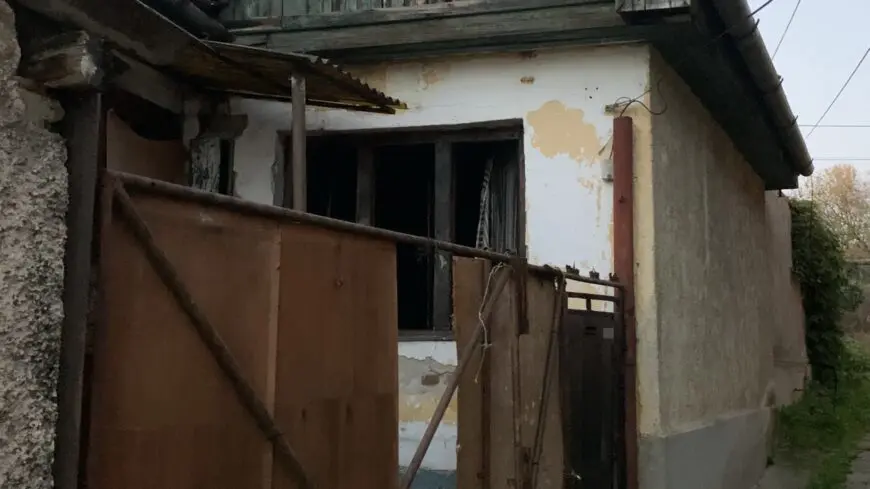 img_eletet_mentettek_az_egyenruhasok-8