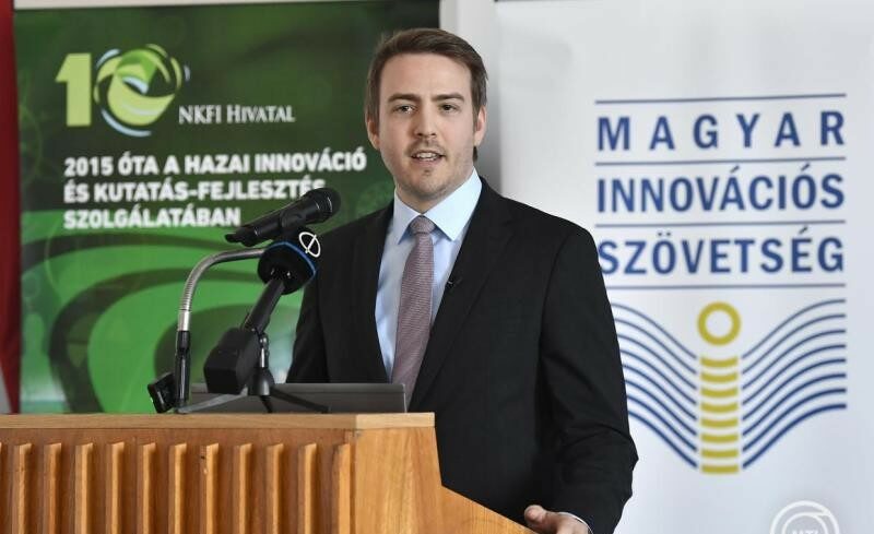 img_Elindult_a_nevezes_a_35__Orszagos_Tudomanyos_es_Innovacios_Olimpiara-6