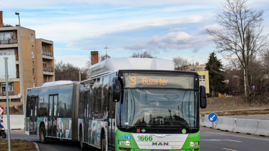 img_Par_napig_kesni_fog_a_3-as_busz-2