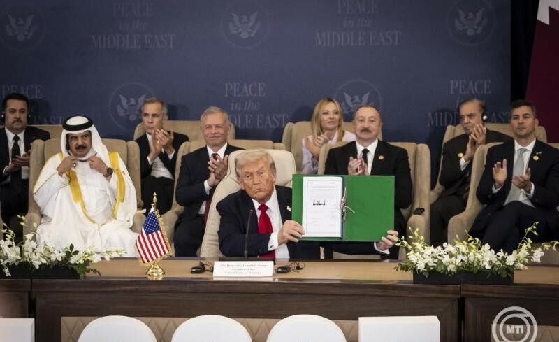 img_Alairtak_Sarm_es-Sejkben_a_gazai_tuzszuneti_megallapodast-1