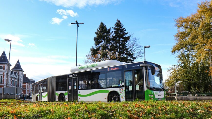 img_igy_jarnak_szombatok_a_villamosok_es_a_buszok