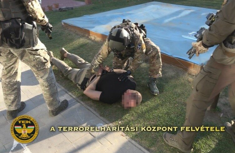 img_Kessel_ment_az_ovodaba__de_mast_is_talaltak_nala