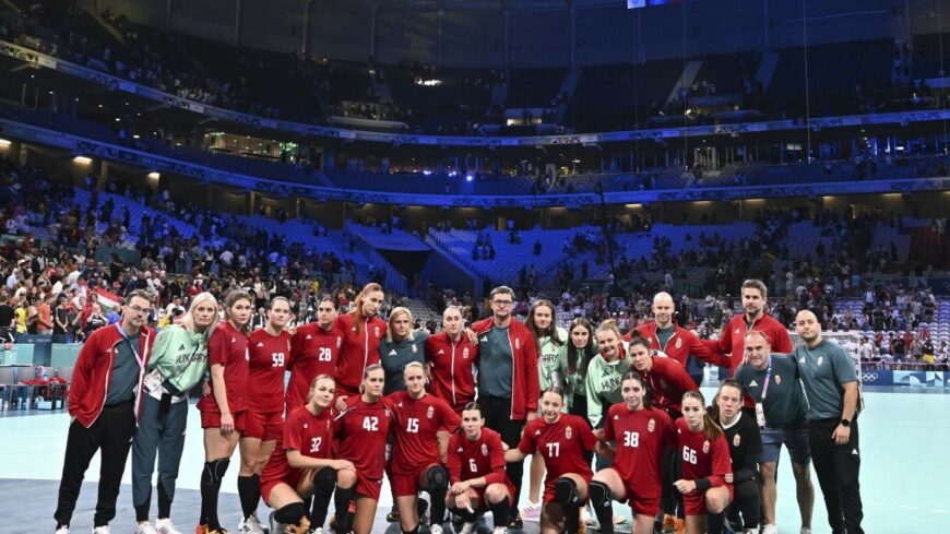 img_Mindjart_a_kezdodik_a_holland-magyar_-1