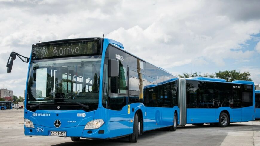 img_Vadonatuj_autobuszok_erkeznek_a_fovarosba