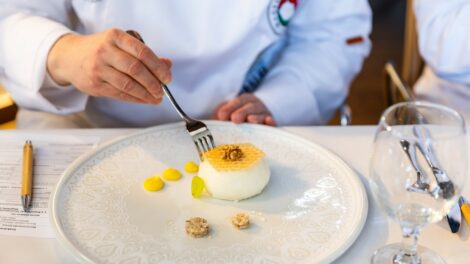 Tányérdesszertek reflektorfényben