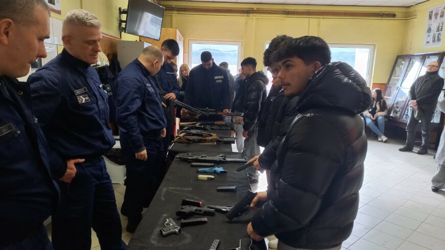 img__Amiota_az_eszemet_tudom__rendor_akartam_lenni_-1