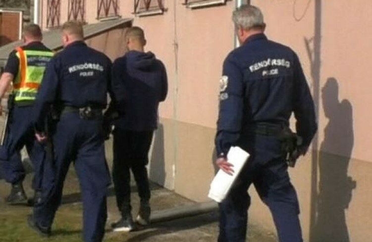 img_A_betoro_elemlampajanak_fenyere_ebredtek