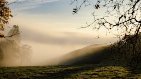 Több mint 20 Celsius-fok volt a napi hőingás az ország egyes részein