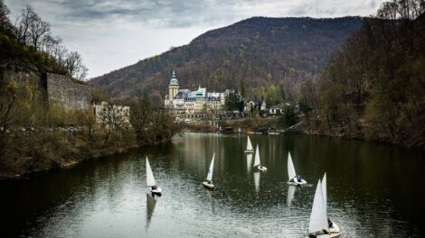 Vitorlák a Bükk szívében – újra életre kelt a Hámori-tó