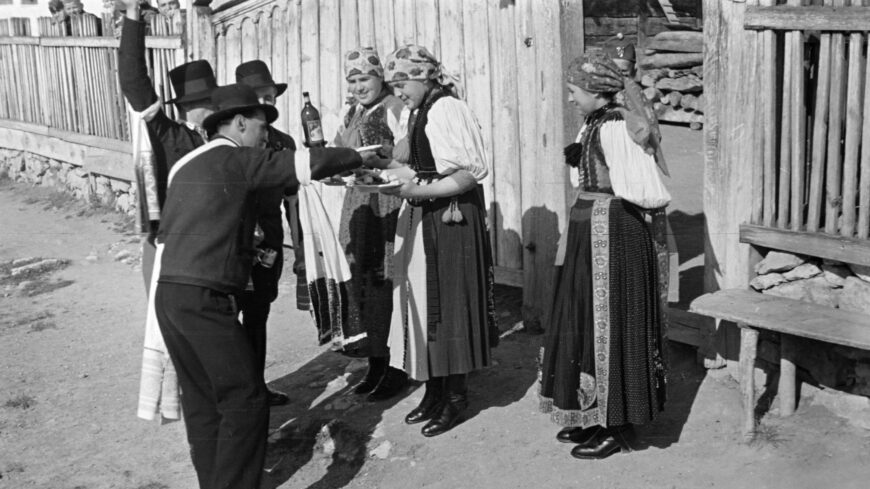 img_Irany_a_lanyos_haz_-2