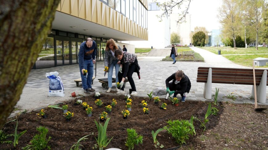 img_Kozosen_unnepeltek_a_konyvtarosok_vilagnapjat-2