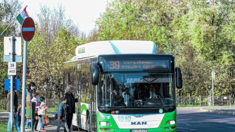 Felújítás miatt áthelyezik a Szent Anna tér buszmegállót