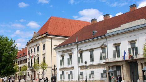Ötszáz gyermeket látnak vendégül gyermeknapon a Karmelitában