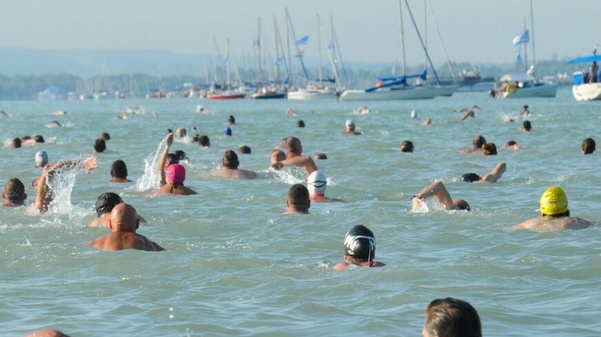 img_Betelt_a_nevezesi_lista_az_idei_Balaton-atuszasra