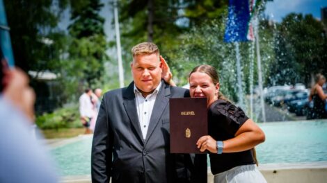 Diplomát kaptak az MFK és az AVK végzősei