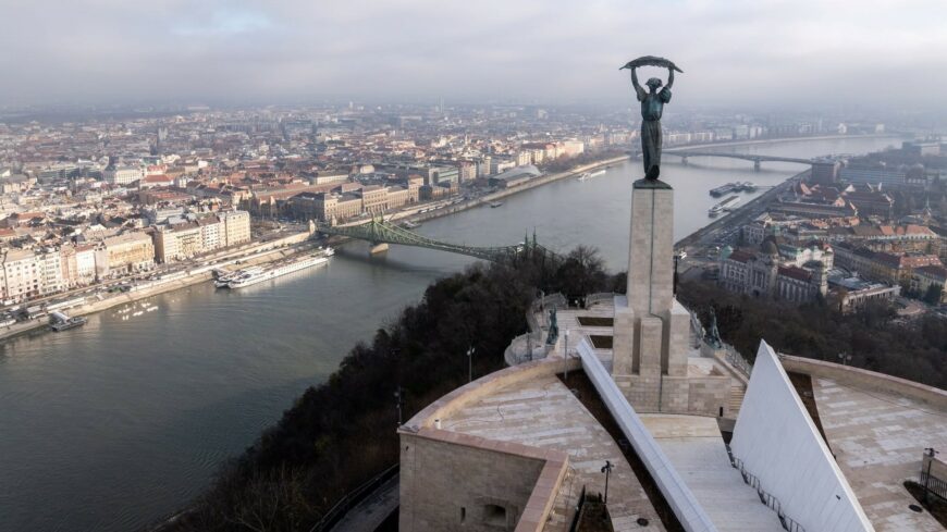img_A_Citadella_es_a_Var_is_varja_az_unneploket