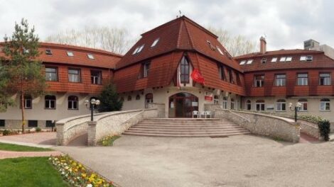 Csúcsteljesítményen működnek a Máltai Szeretetszolgálat naperőművei