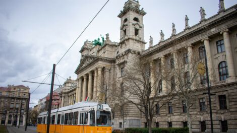 Megnyílik a látogatók előtt a 130 éves Igazságügyi Palota